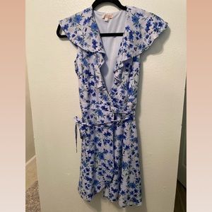 Gianni Bini Floral ruffle wrap dress Size: XS